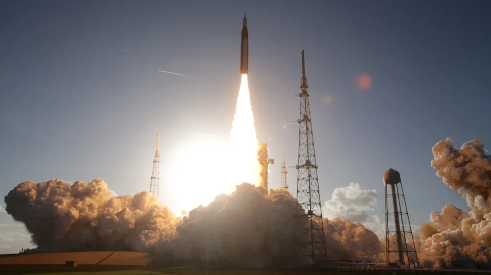 SLS liftoff — Artemis II launch from Kennedy Space Center